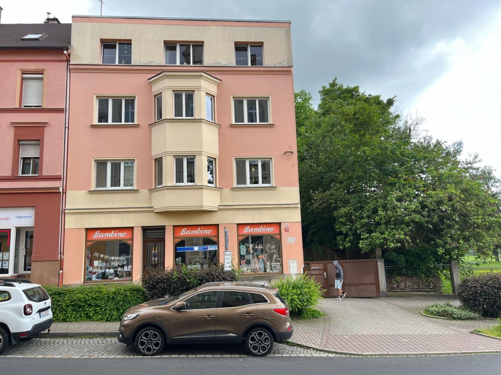 4 bedroom flat for sale, 100 m², Hlavní, Aš, Karlovarský Region 4 bedroom flat for sale, 100 m², Hlavní, Aš, Karlovarský Region