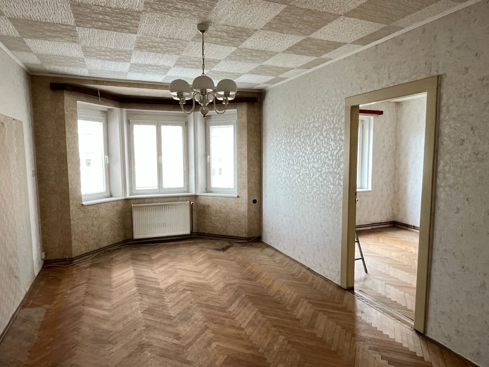 4 bedroom flat for sale, 100 m², Hlavní, Aš, Karlovarský Region 4 bedroom flat for sale, 100 m², Hlavní, Aš, Karlovarský Region