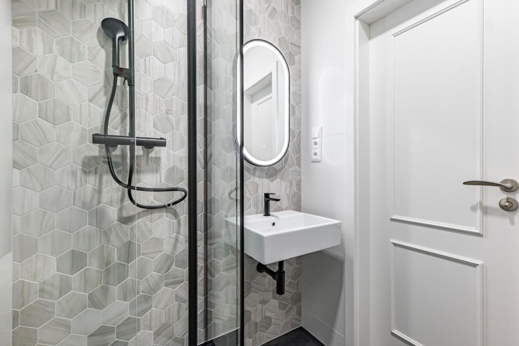 1 bedroom with open-plan kitchen flat to rent, 46 m², Vinohradská, Prague, Prague 1 bedroom with open-plan kitchen flat to rent, 46 m², Vinohradská, Prague, Prague