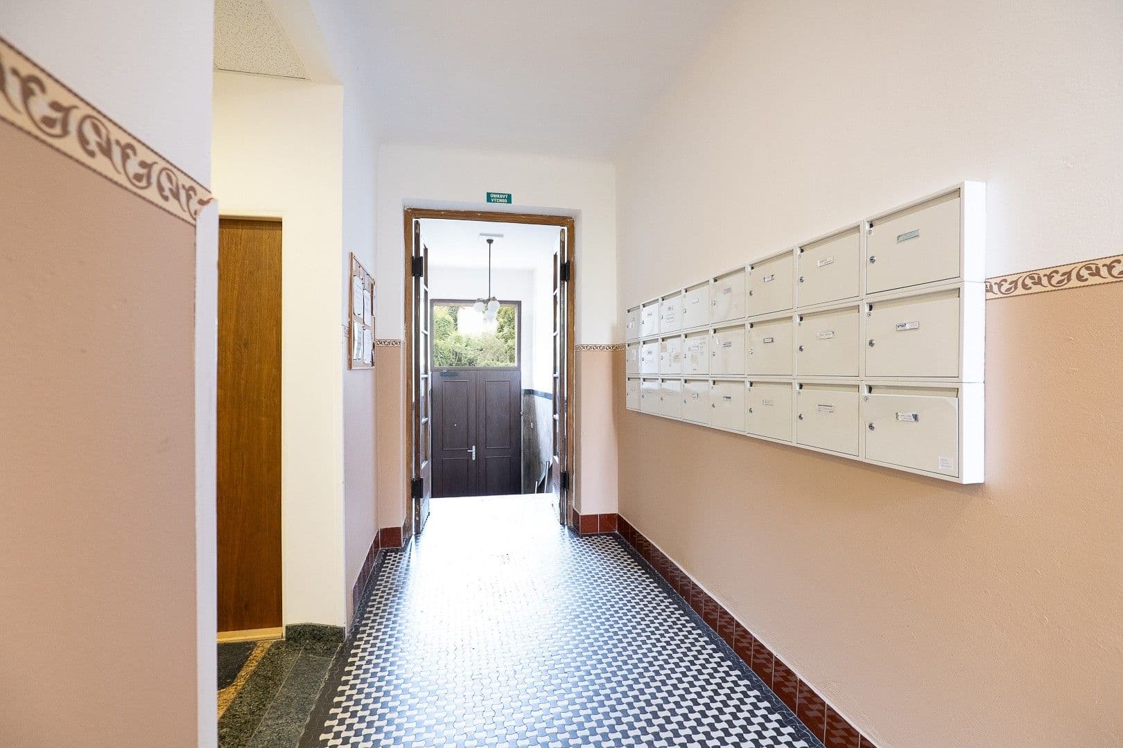 Studio flat to rent, 24 m², Na Dolinách, Prague, Prague Studio flat to rent, 24 m², Na Dolinách, Prague, Prague