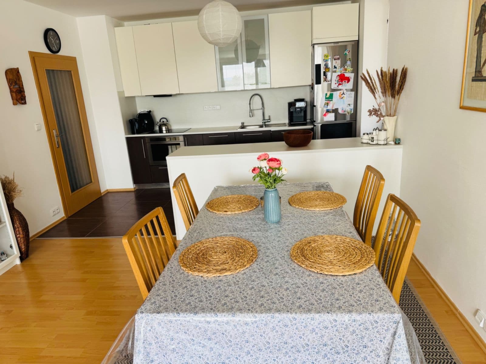 3 bedroom with open-plan kitchen flat to rent, 142 m², Na Honech I, Zlín, Zlínský Region 3 bedroom with open-plan kitchen flat to rent, 142 m², Na Honech I, Zlín, Zlínský Region