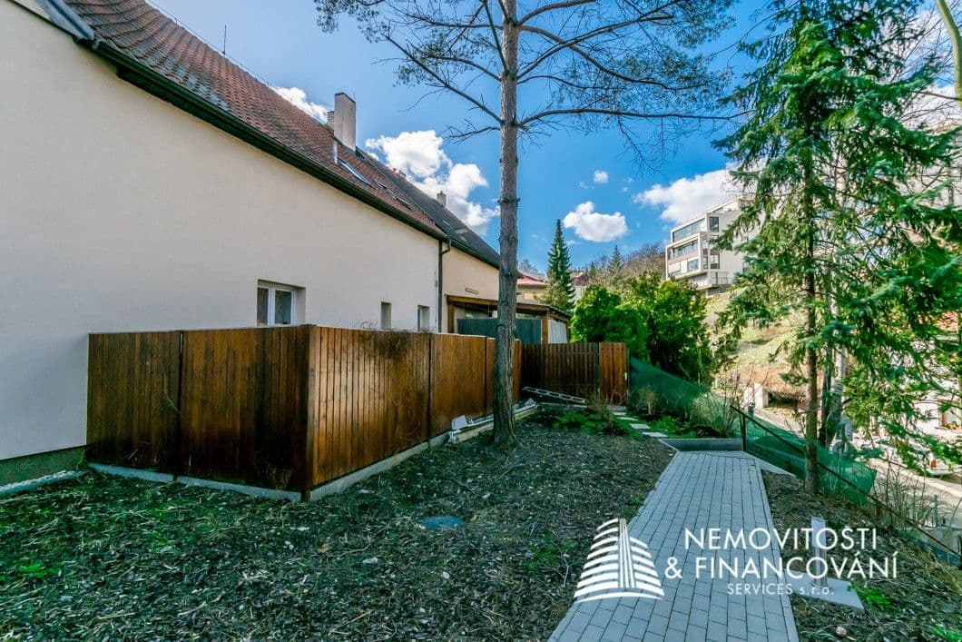1 bedroom with open-plan kitchen flat to rent, 48 m², Nad Zlíchovem, Prague, Prague 1 bedroom with open-plan kitchen flat to rent, 48 m², Nad Zlíchovem, Prague, Prague