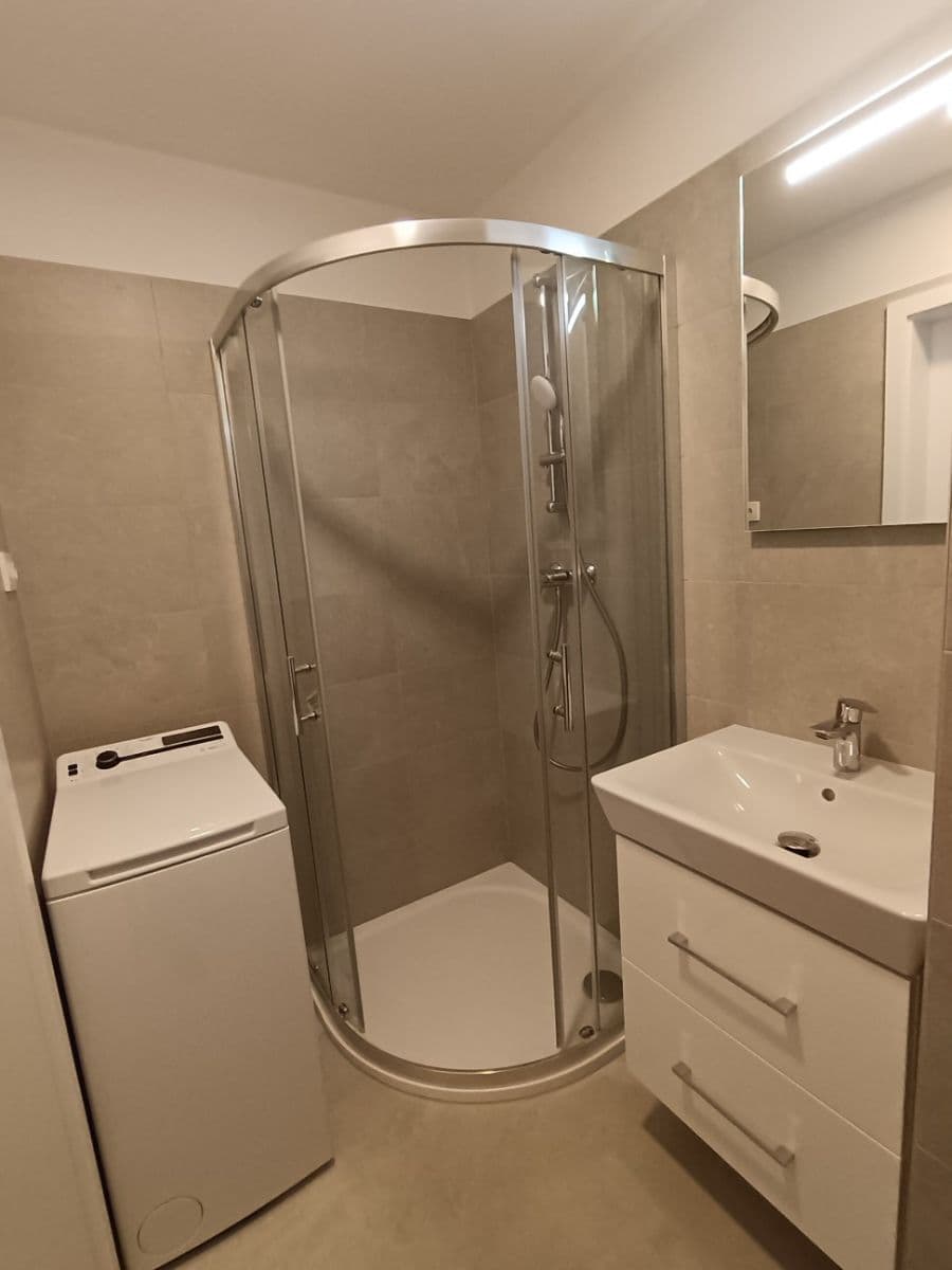 Studio flat to rent, 26 m², Křenová, Brno, Jihomoravský Region Studio flat to rent, 26 m², Křenová, Brno, Jihomoravský Region
