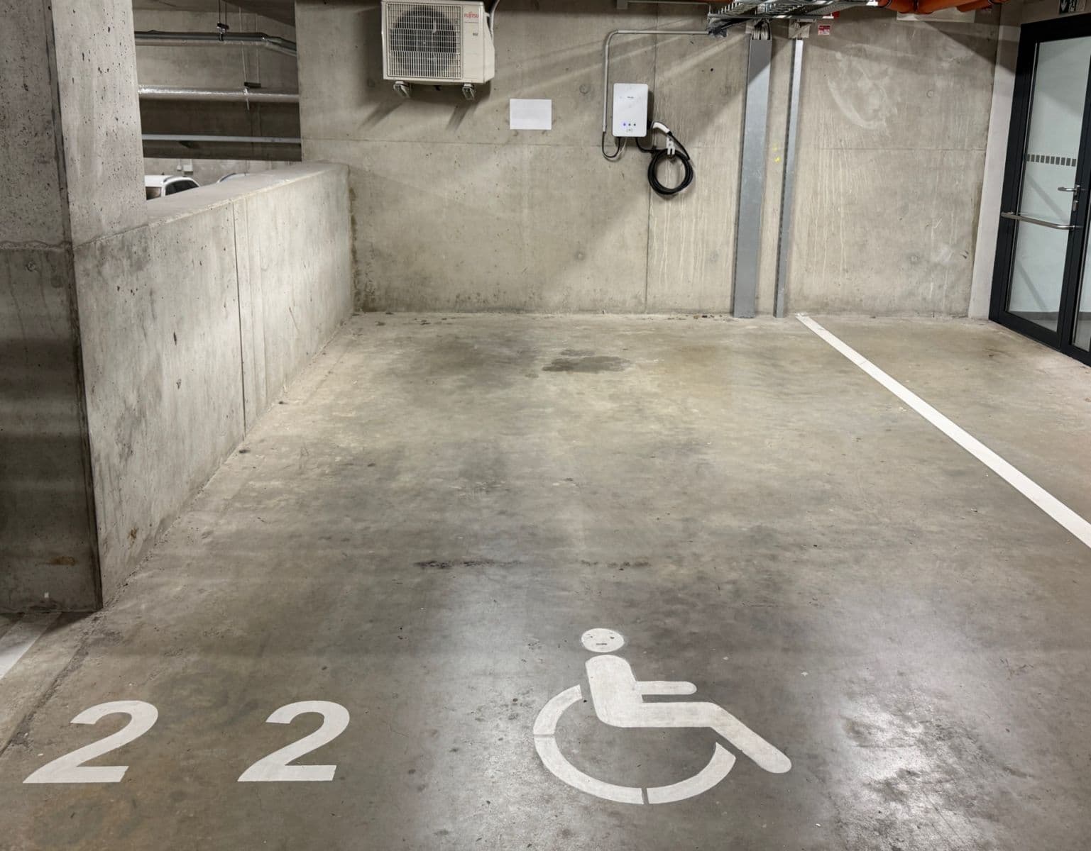 2 bedroom with open-plan kitchen flat to rent, 91 m², Horní, Brno, Jihomoravský Region 2 bedroom with open-plan kitchen flat to rent, 91 m², Horní, Brno, Jihomoravský Region