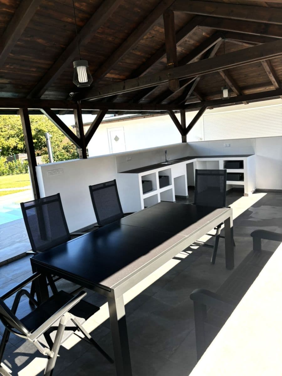 house to rent, 280 m², Sulická, Sulice, Středočeský Region house to rent, 280 m², Sulická, Sulice, Středočeský Region