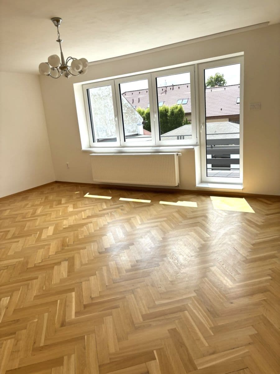 house to rent, 280 m², Sulická, Sulice, Středočeský Region house to rent, 280 m², Sulická, Sulice, Středočeský Region