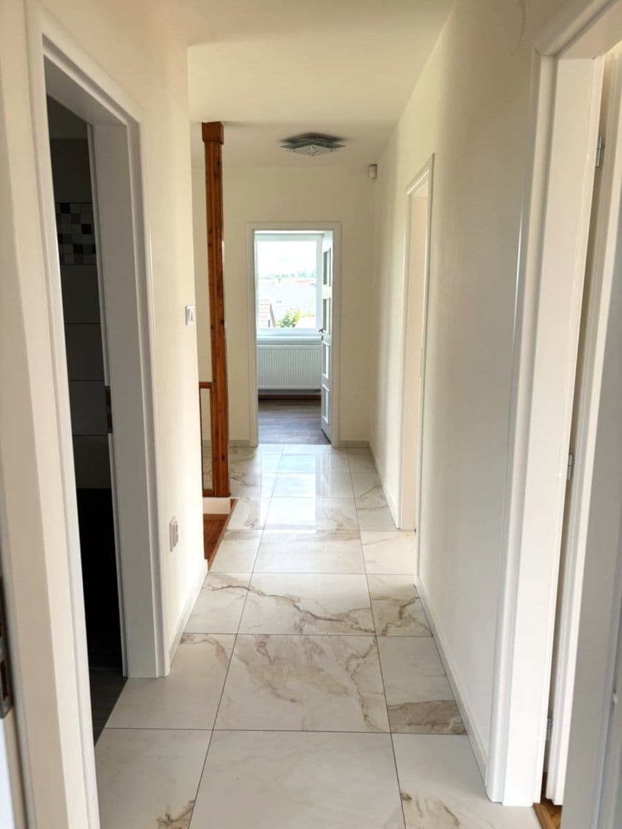 house to rent, 280 m², Sulická, Sulice, Středočeský Region house to rent, 280 m², Sulická, Sulice, Středočeský Region