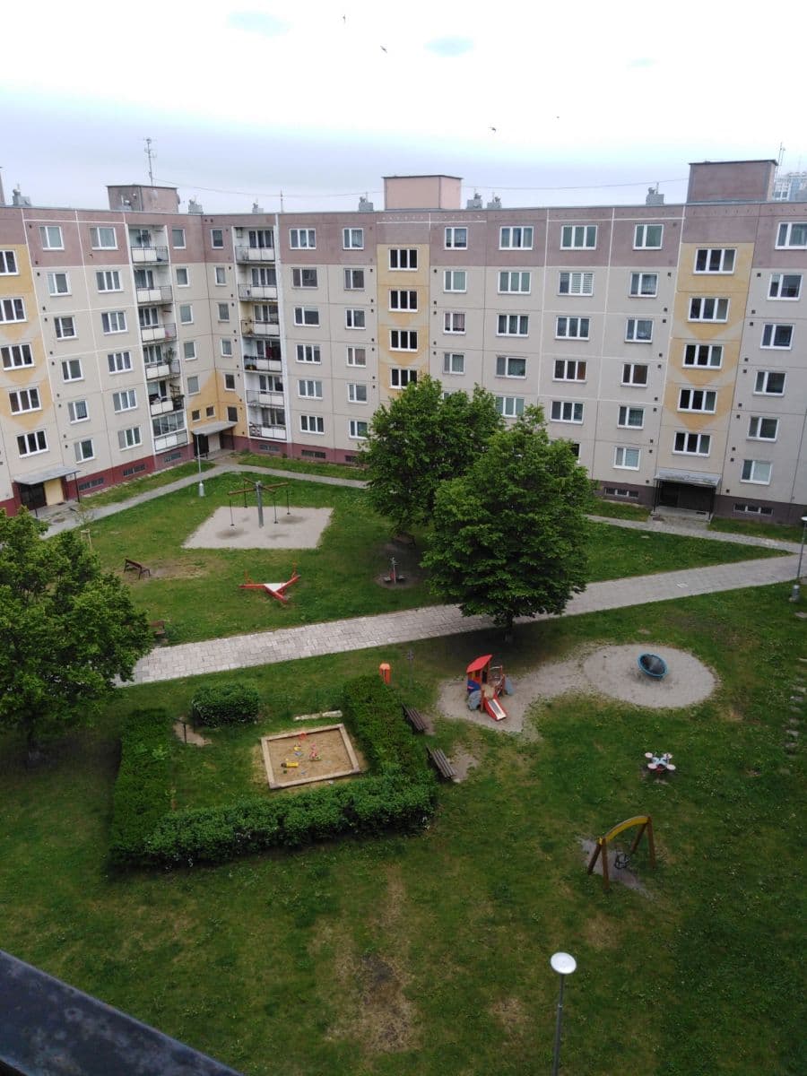 3 bedroom flat to rent, 68 m², Kaštanová, Olomouc, Olomoucký Region 3 bedroom flat to rent, 68 m², Kaštanová, Olomouc, Olomoucký Region