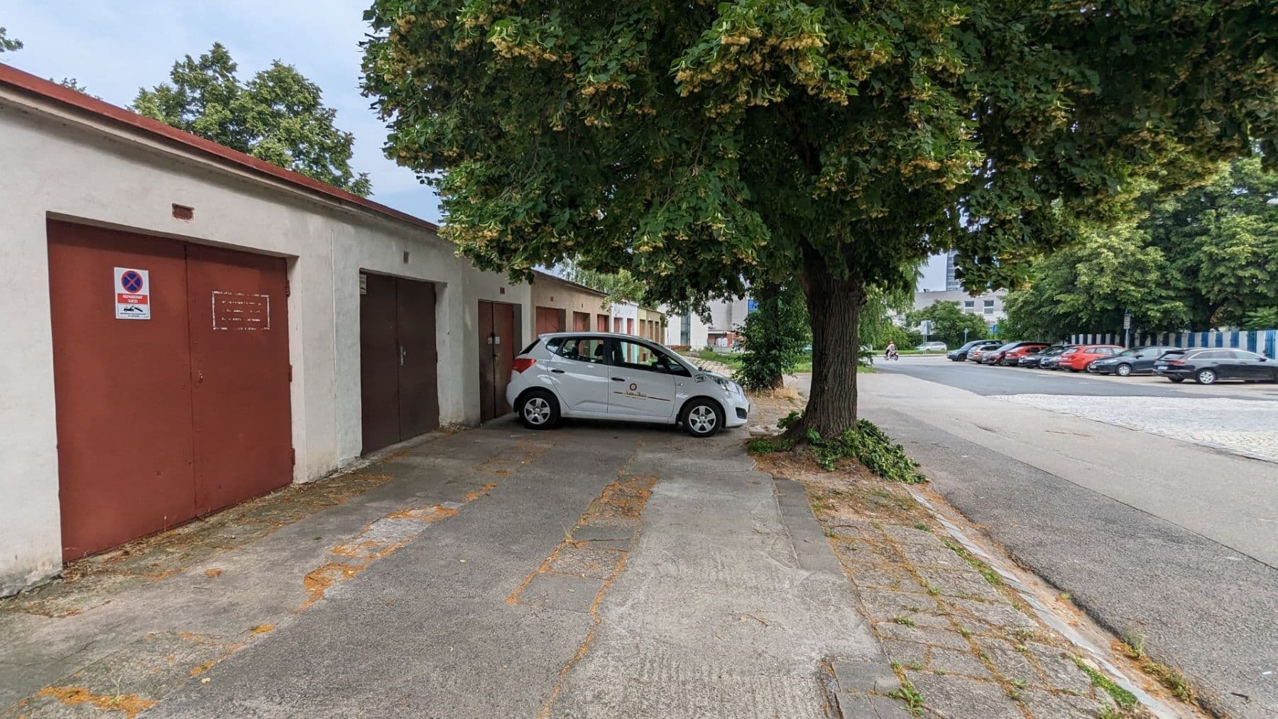 garage for sale, 19 m², Opavská, Brno, Jihomoravský Region garage for sale, 19 m², Opavská, Brno, Jihomoravský Region