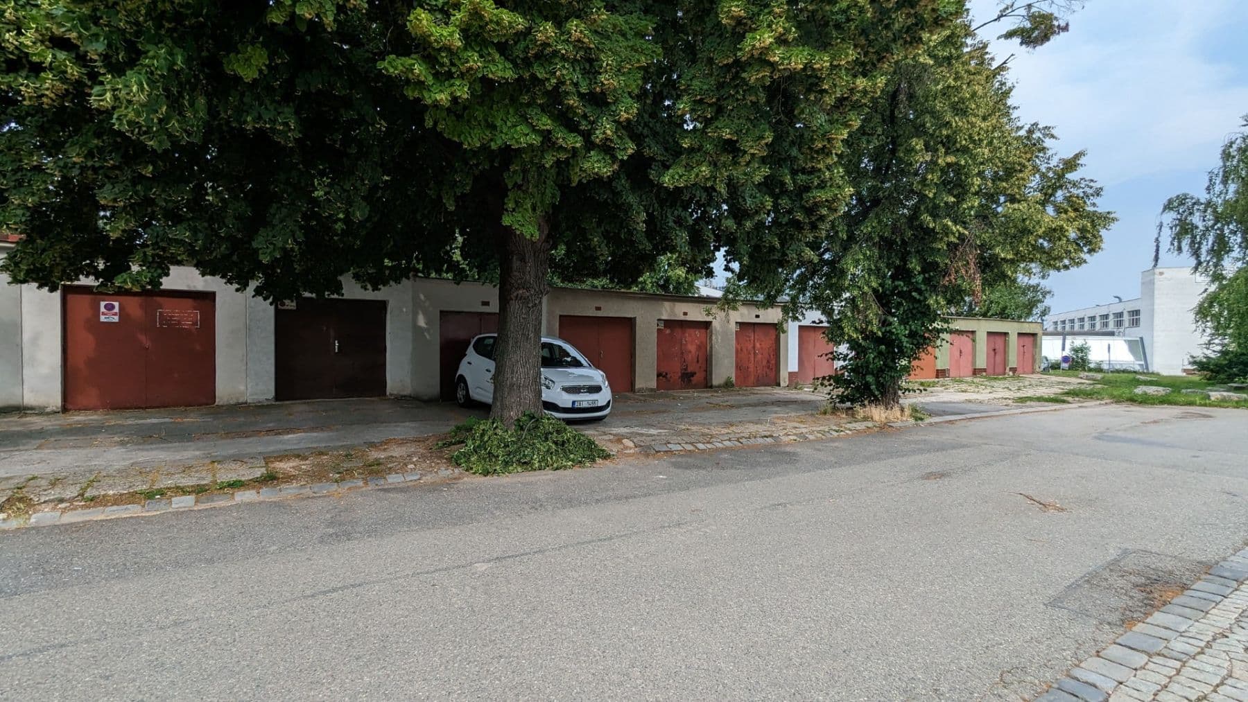 garage for sale, 19 m², Opavská, Brno, Jihomoravský Region garage for sale, 19 m², Opavská, Brno, Jihomoravský Region