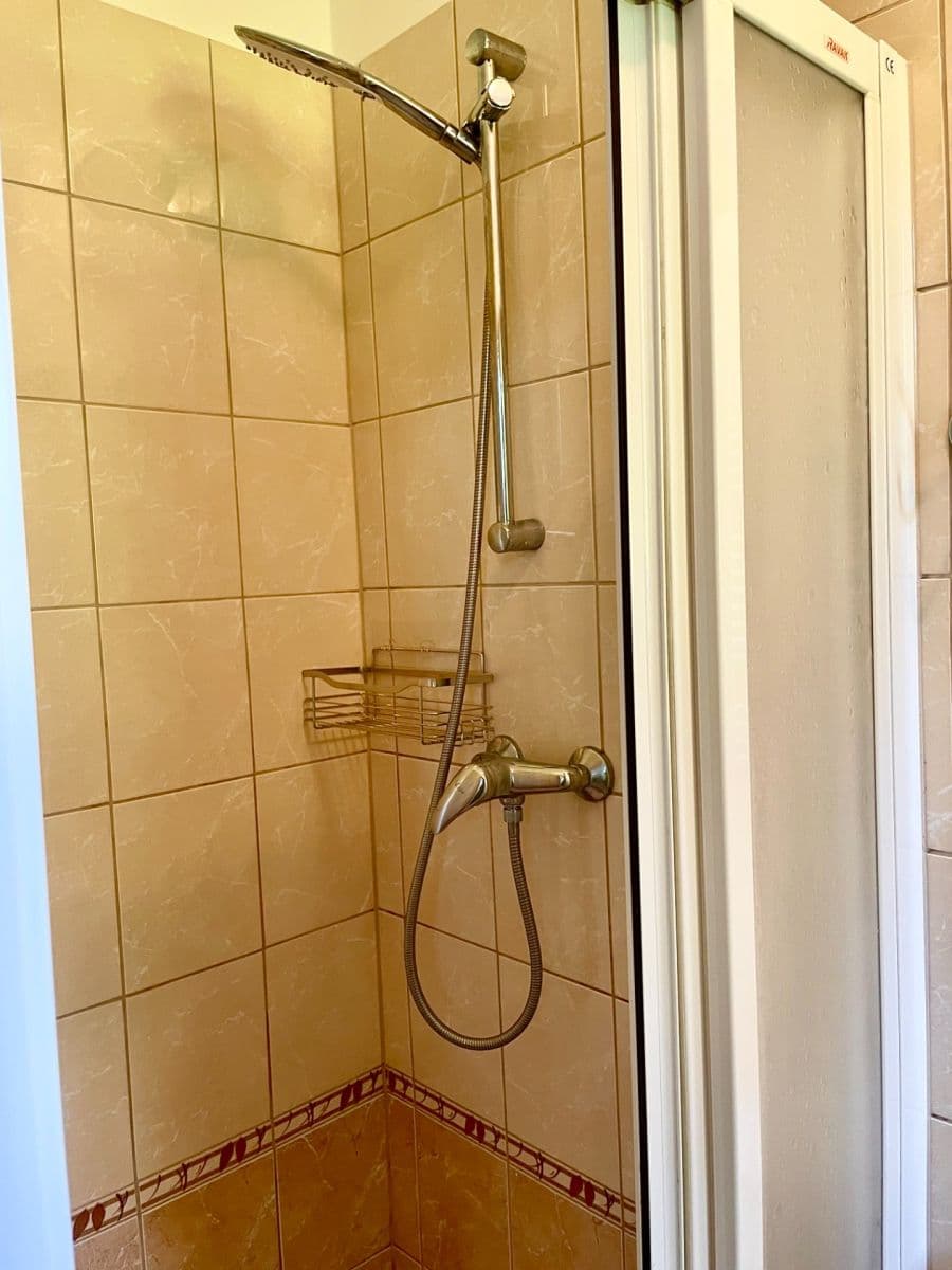 1 bedroom with open-plan kitchen flat to rent, 45 m², Svatoplukova, Liberec, Liberecký Region 1 bedroom with open-plan kitchen flat to rent, 45 m², Svatoplukova, Liberec, Liberecký Region