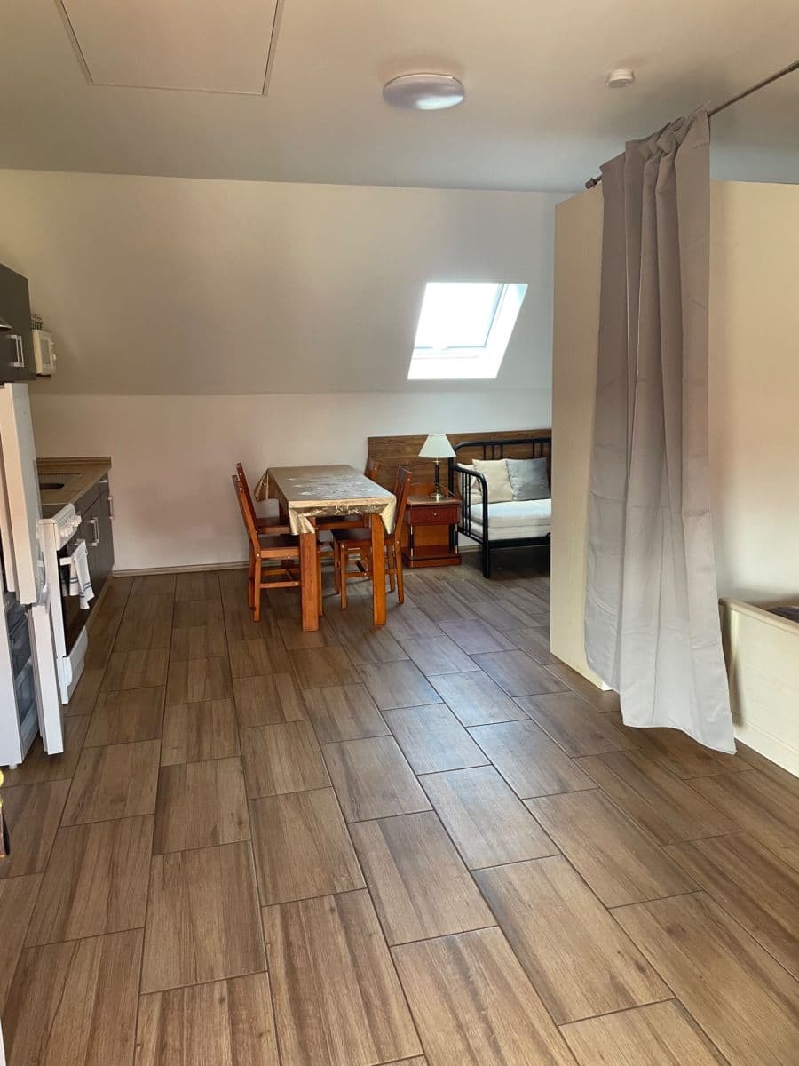Studio flat to rent, 36 m², Libeř, Středočeský Region Studio flat to rent, 36 m², Libeř, Středočeský Region