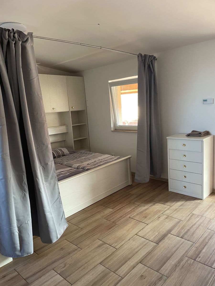 Studio flat to rent, 36 m², Libeř, Středočeský Region Studio flat to rent, 36 m², Libeř, Středočeský Region