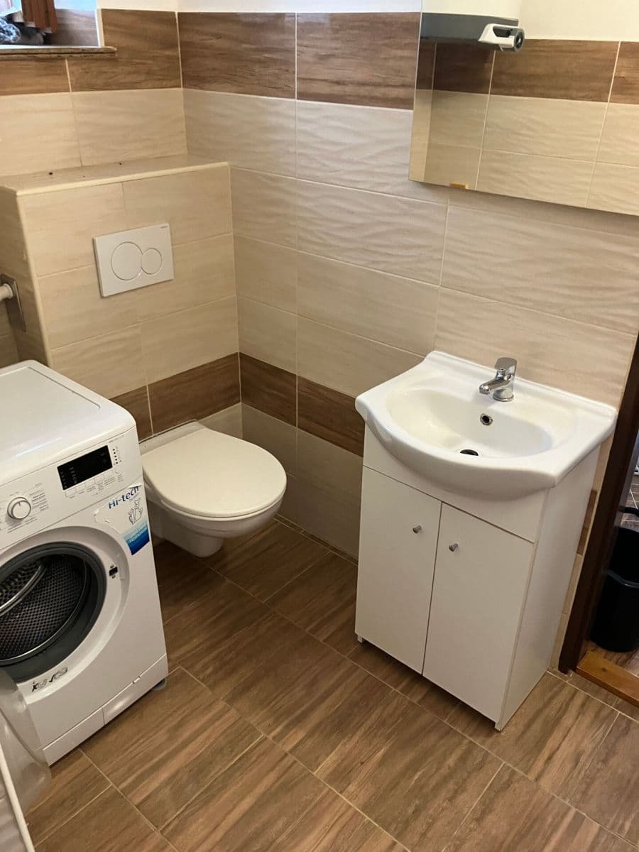 Studio flat to rent, 44 m², Velimská, Sokoleč, Středočeský Region Studio flat to rent, 44 m², Velimská, Sokoleč, Středočeský Region