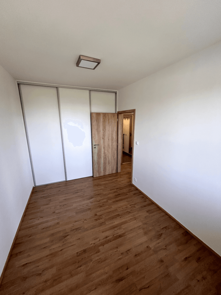 1 bedroom with open-plan kitchen flat to rent, 36 m², Cesta brigádníků, Kralupy nad Vltavou, Středočeský Region 1 bedroom with open-plan kitchen flat to rent, 36 m², Cesta brigádníků, Kralupy nad Vltavou, Středočeský Region