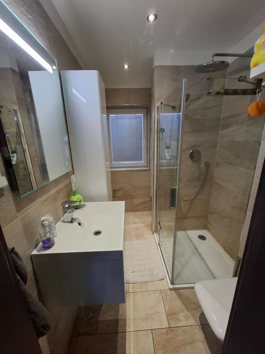 house for sale, 290 m², Modletice, Středočeský Region house for sale, 290 m², Modletice, Středočeský Region