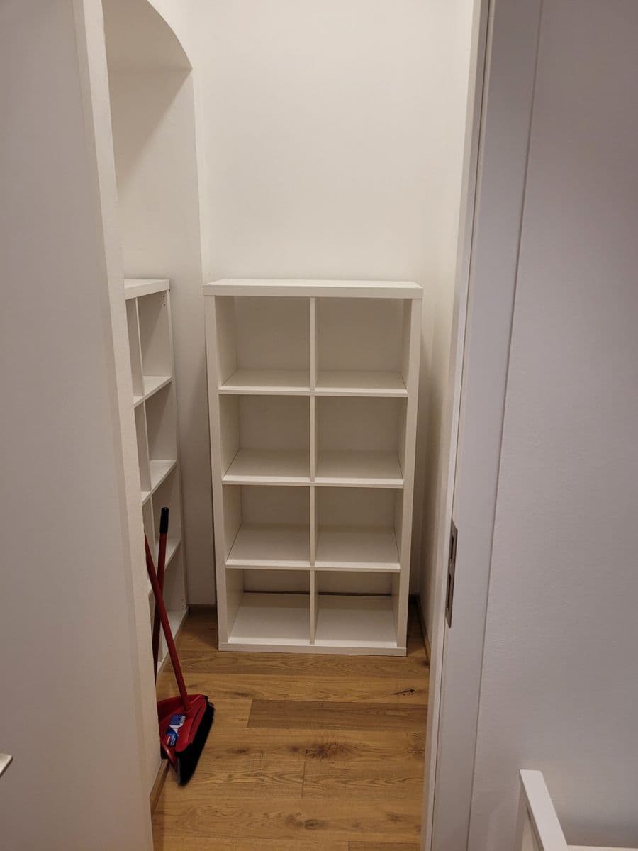3 bedroom with open-plan kitchen flat to rent, 99 m², Drtinova, Prague, Prague 3 bedroom with open-plan kitchen flat to rent, 99 m², Drtinova, Prague, Prague