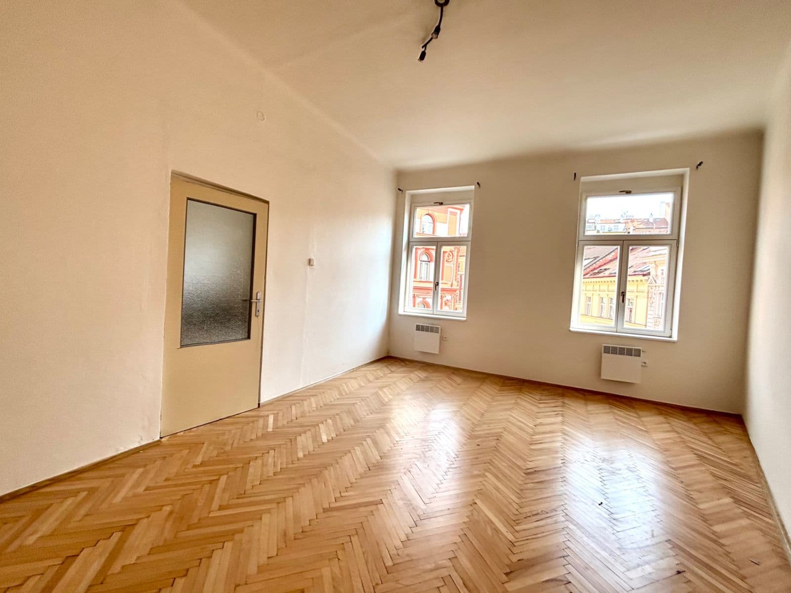 3 bedroom flat to rent, 93 m², Husitská, Prague, Prague 3 bedroom flat to rent, 93 m², Husitská, Prague, Prague