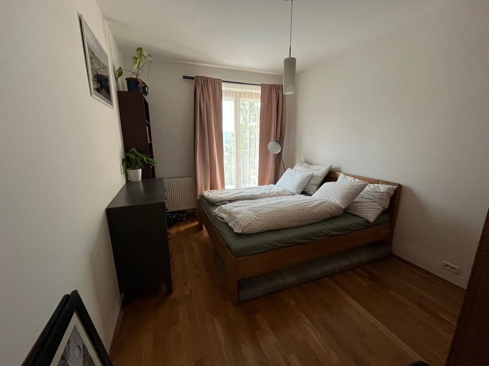 2 bedroom with open-plan kitchen flat to rent, 101 m², Máslova, Prague, Prague 2 bedroom with open-plan kitchen flat to rent, 101 m², Máslova, Prague, Prague