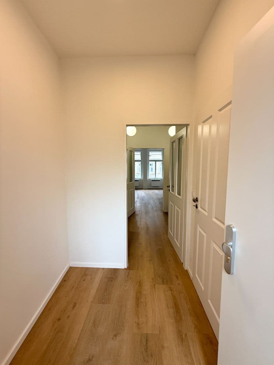 1 bedroom flat to rent, 30 m², U Kublova, Prague, Prague 1 bedroom flat to rent, 30 m², U Kublova, Prague, Prague