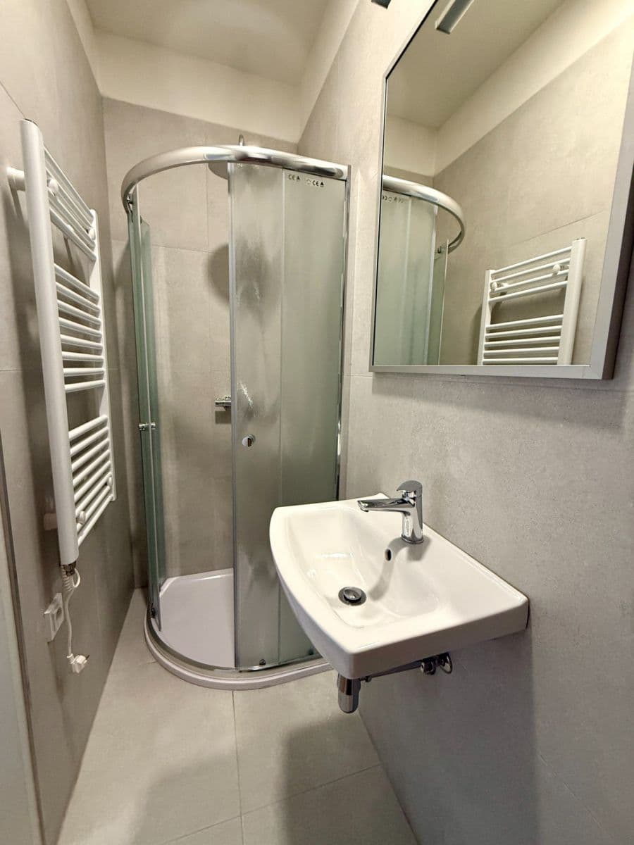 1 bedroom flat to rent, 30 m², U Kublova, Prague, Prague 1 bedroom flat to rent, 30 m², U Kublova, Prague, Prague