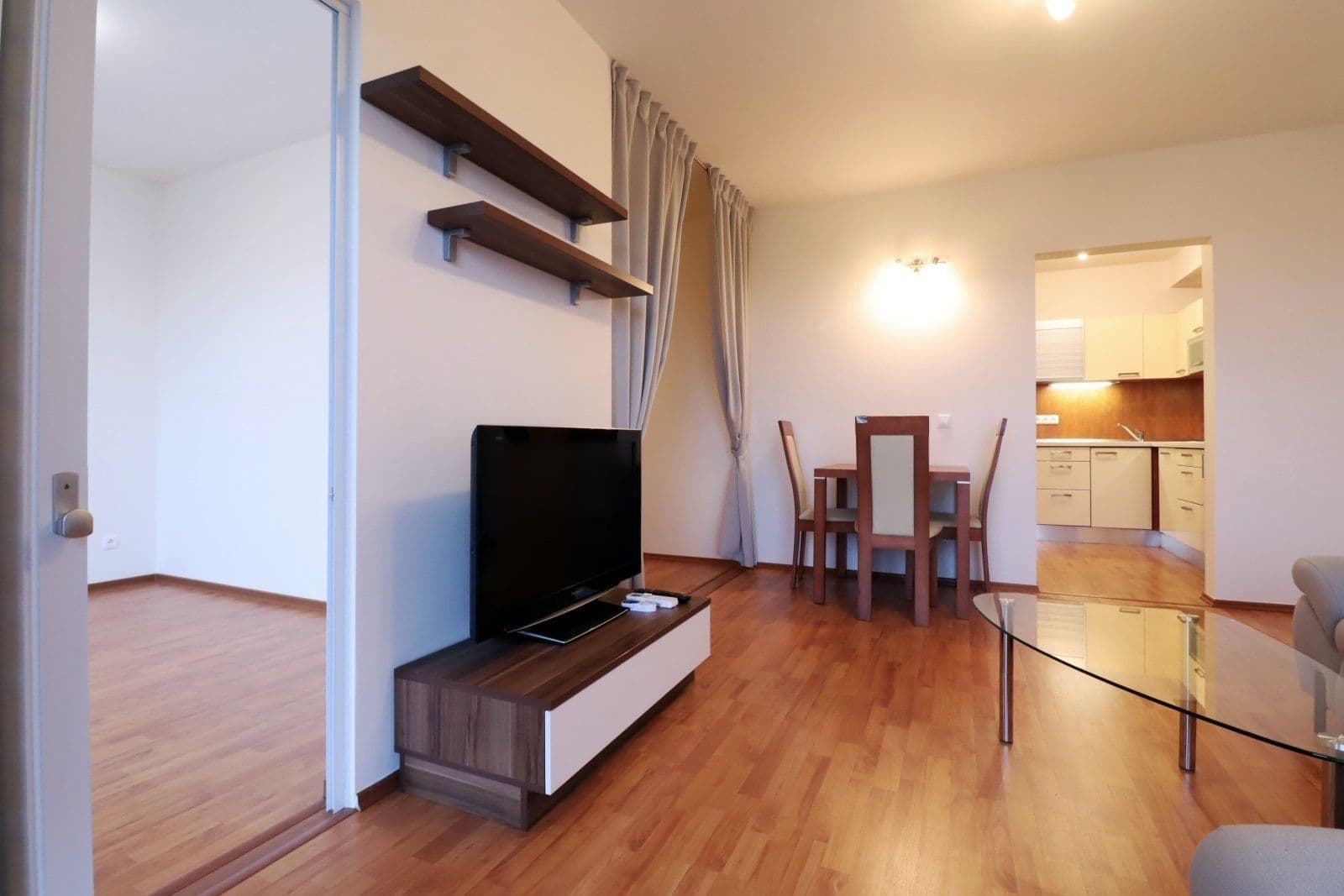 1 bedroom with open-plan kitchen flat to rent, 56 m², Marešova, Prague, Prague 1 bedroom with open-plan kitchen flat to rent, 56 m², Marešova, Prague, Prague