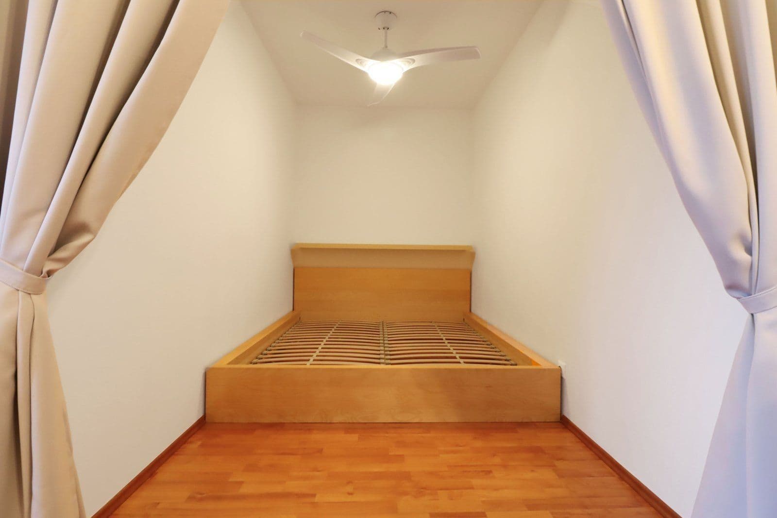 1 bedroom with open-plan kitchen flat to rent, 56 m², Marešova, Prague, Prague 1 bedroom with open-plan kitchen flat to rent, 56 m², Marešova, Prague, Prague