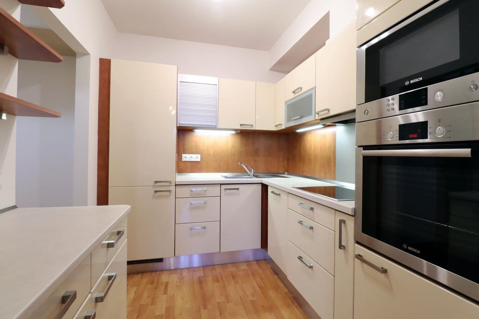 1 bedroom with open-plan kitchen flat to rent, 56 m², Marešova, Prague, Prague 1 bedroom with open-plan kitchen flat to rent, 56 m², Marešova, Prague, Prague