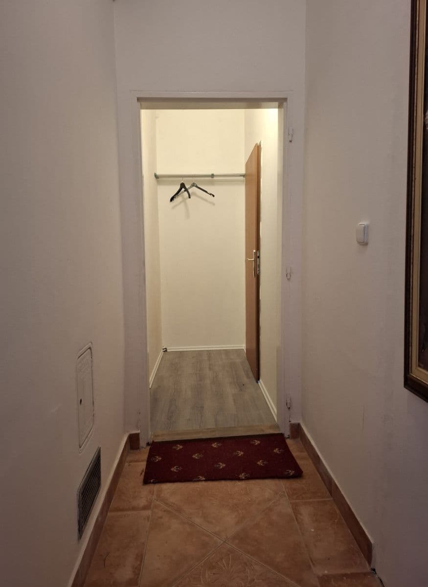 1 bedroom flat to rent, 35 m², Mnichovice, Středočeský Region 1 bedroom flat to rent, 35 m², Mnichovice, Středočeský Region