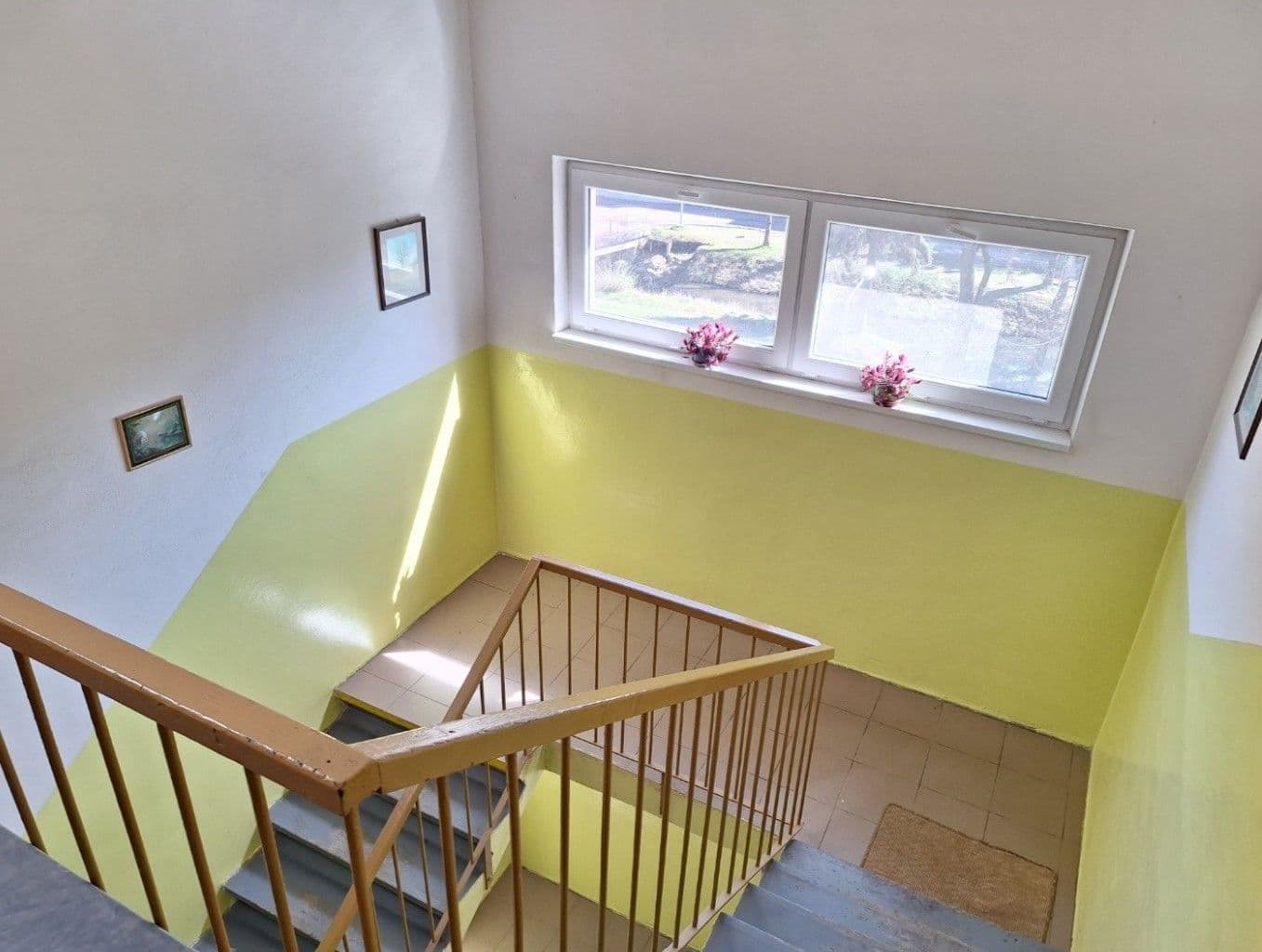 2 bedroom with open-plan kitchen flat for sale, 65 m², Prievidzská, Handlová, Trenčiansky Region 2 bedroom with open-plan kitchen flat for sale, 65 m², Prievidzská, Handlová, Trenčiansky Region