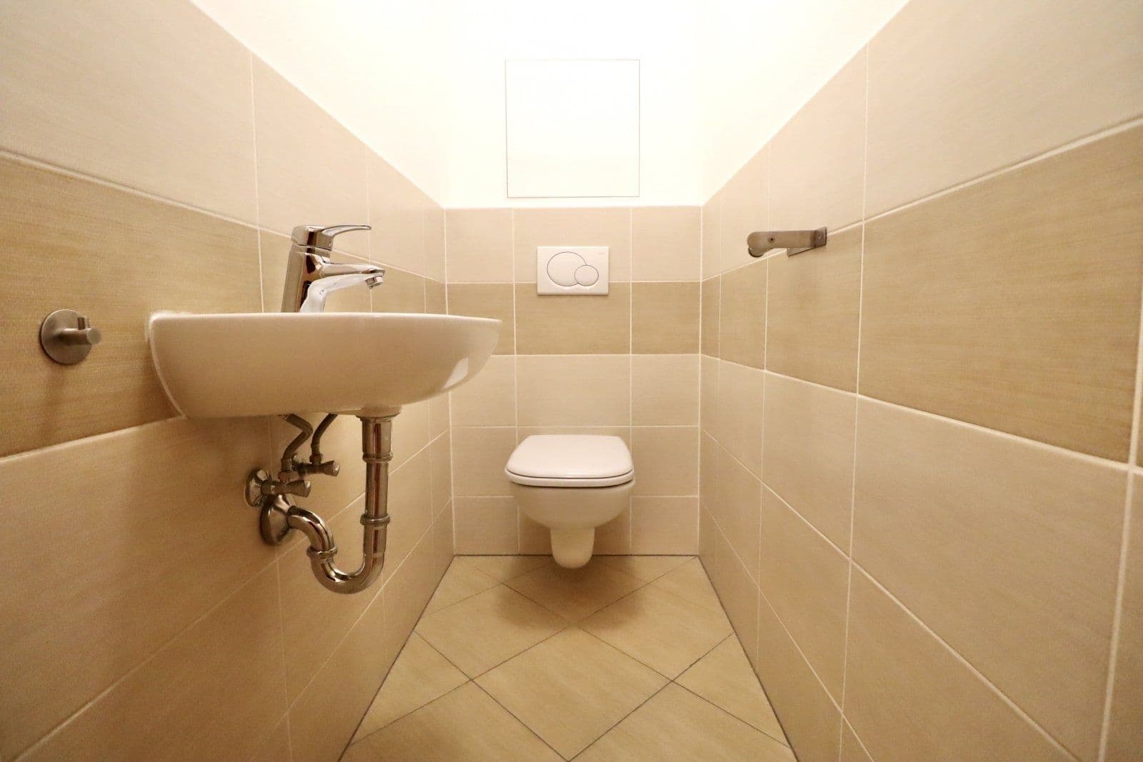 1 bedroom with open-plan kitchen flat to rent, 61 m², Přeučilova, Prague, Prague 1 bedroom with open-plan kitchen flat to rent, 61 m², Přeučilova, Prague, Prague