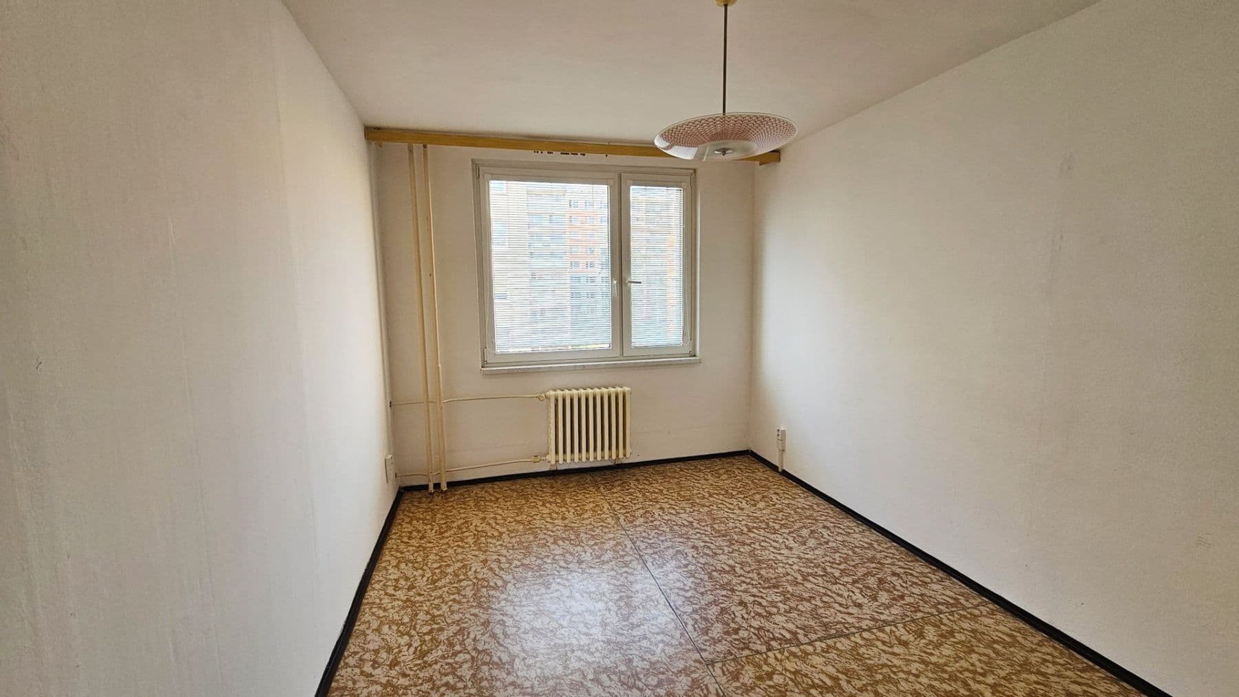 3 bedroom flat to rent, 70 m², Nad Stadionem, Králův Dvůr, Středočeský Region 3 bedroom flat to rent, 70 m², Nad Stadionem, Králův Dvůr, Středočeský Region