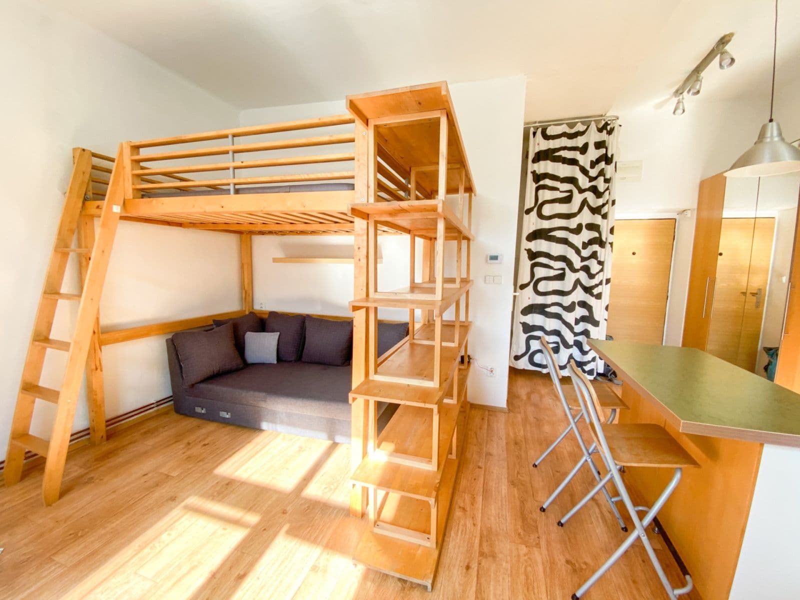 Studio flat to rent, 30 m², Železničního pluku, Pardubice, Pardubický Region Studio flat to rent, 30 m², Železničního pluku, Pardubice, Pardubický Region