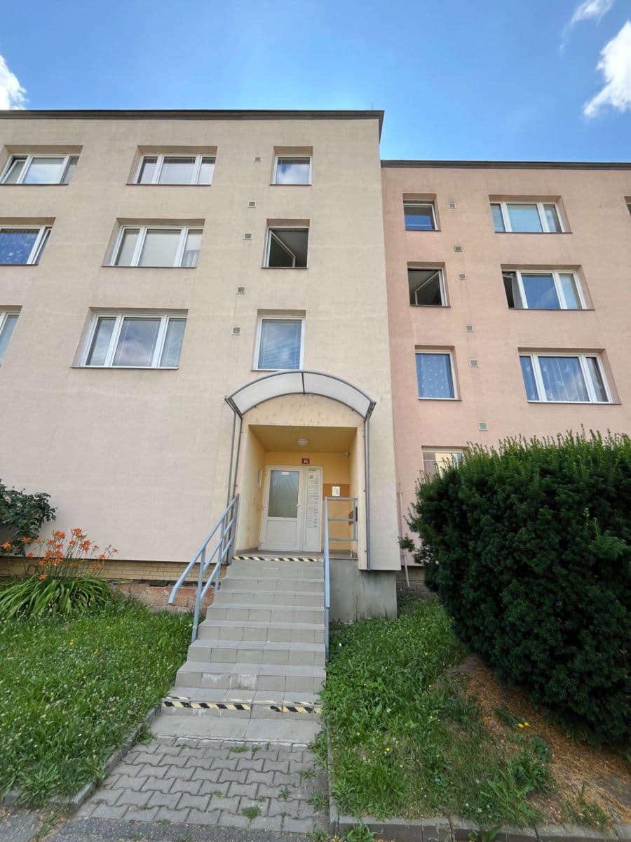 Studio flat to rent, 35 m², Ortenova, Kutná Hora, Středočeský Region Studio flat to rent, 35 m², Ortenova, Kutná Hora, Středočeský Region