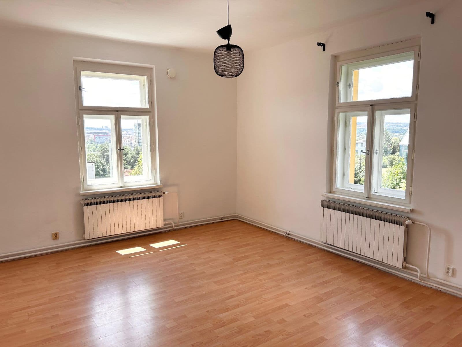 3 bedroom flat to rent, 85 m², Nad Rokoskou, Prague, Prague 3 bedroom flat to rent, 85 m², Nad Rokoskou, Prague, Prague