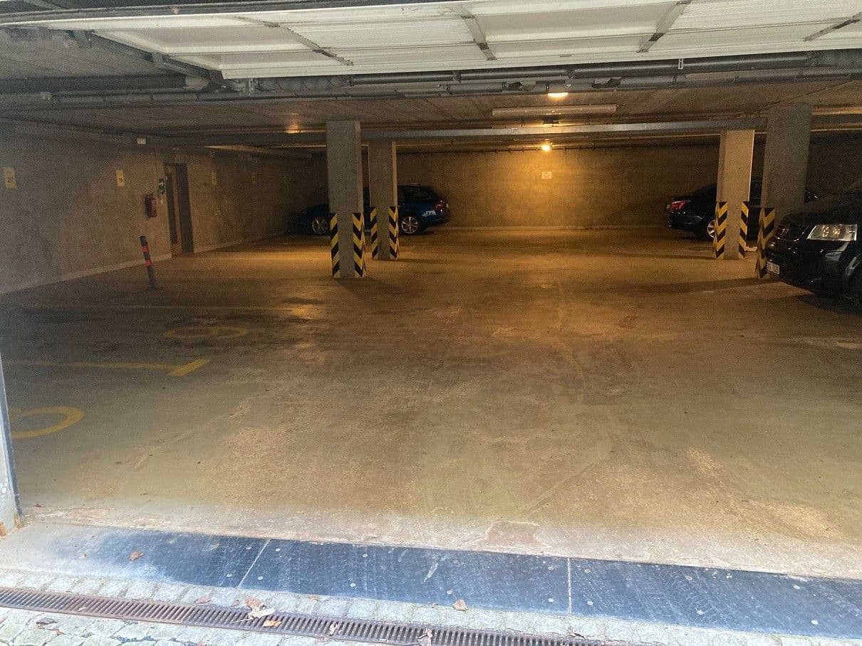 garage to rent, 15 m², Mariánské Lázně, Karlovarský Region garage to rent, 15 m², Mariánské Lázně, Karlovarský Region