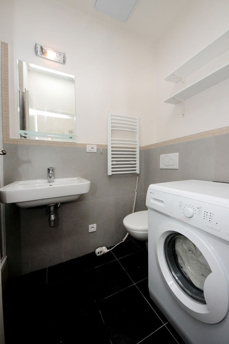 Studio flat for sale, 74 m², Plzeňská, Prague, Prague Studio flat for sale, 74 m², Plzeňská, Prague, Prague