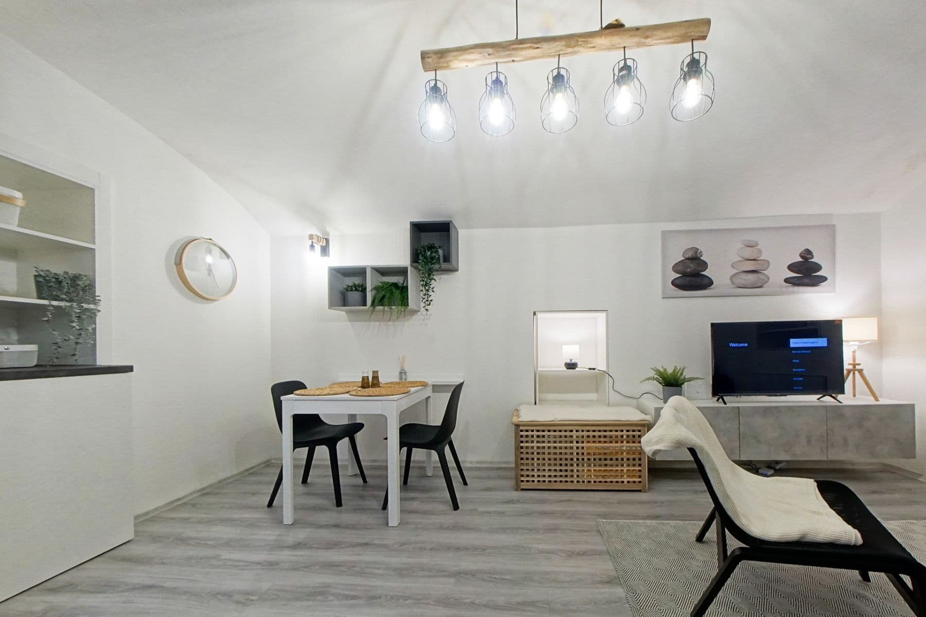 1 bedroom with open-plan kitchen flat to rent, 21 m², Holandská, Prague, Prague 1 bedroom with open-plan kitchen flat to rent, 21 m², Holandská, Prague, Prague
