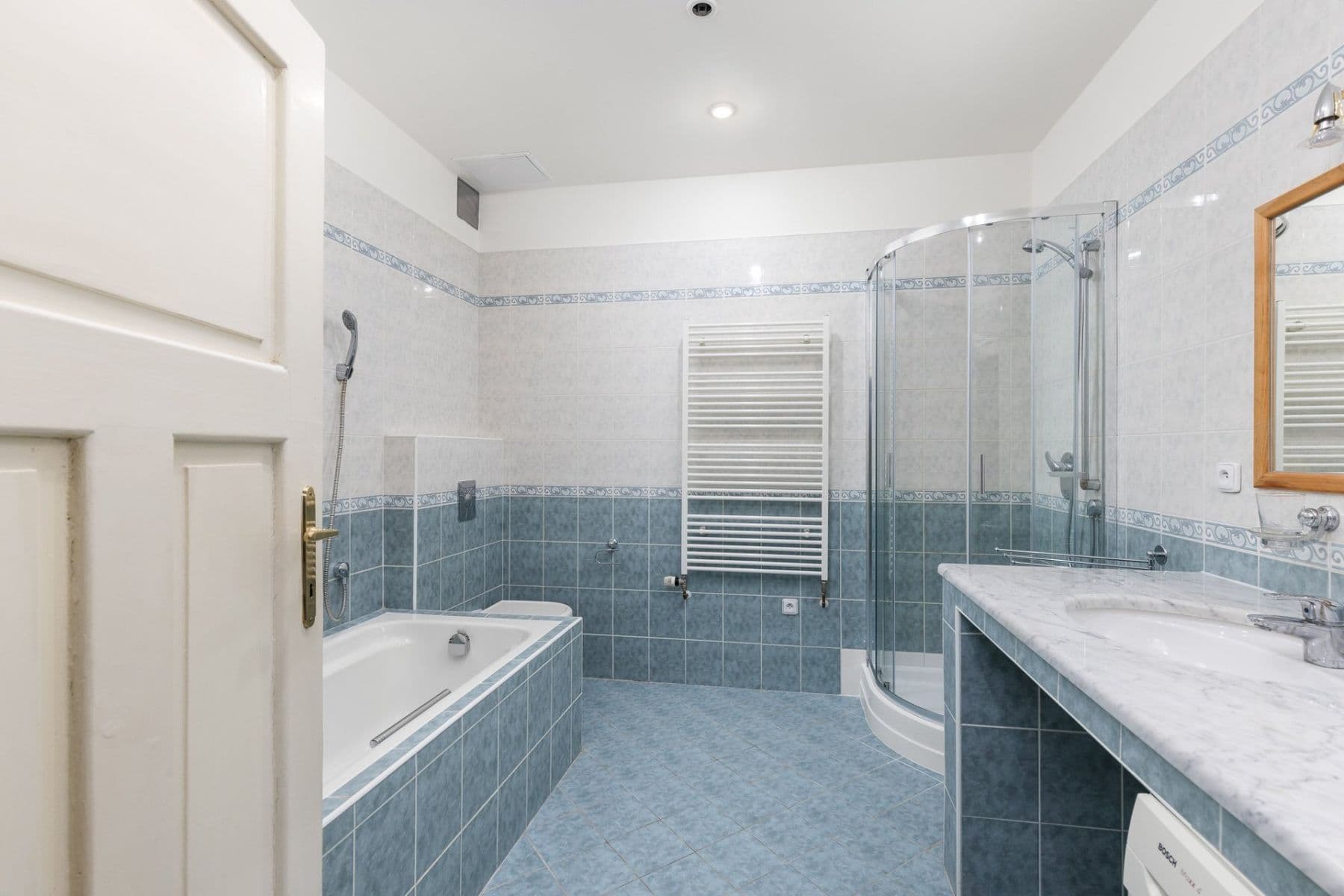 2 bedroom with open-plan kitchen flat to rent, 104 m², dr. Zikmunda Wintra, Prague, Prague 2 bedroom with open-plan kitchen flat to rent, 104 m², dr. Zikmunda Wintra, Prague, Prague