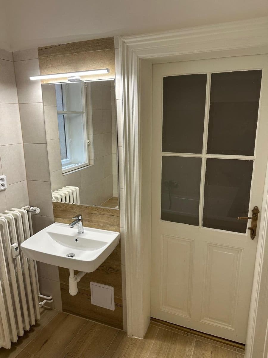 2 bedroom with open-plan kitchen flat to rent, 72 m², Soukenická, Prague, Prague 2 bedroom with open-plan kitchen flat to rent, 72 m², Soukenická, Prague, Prague