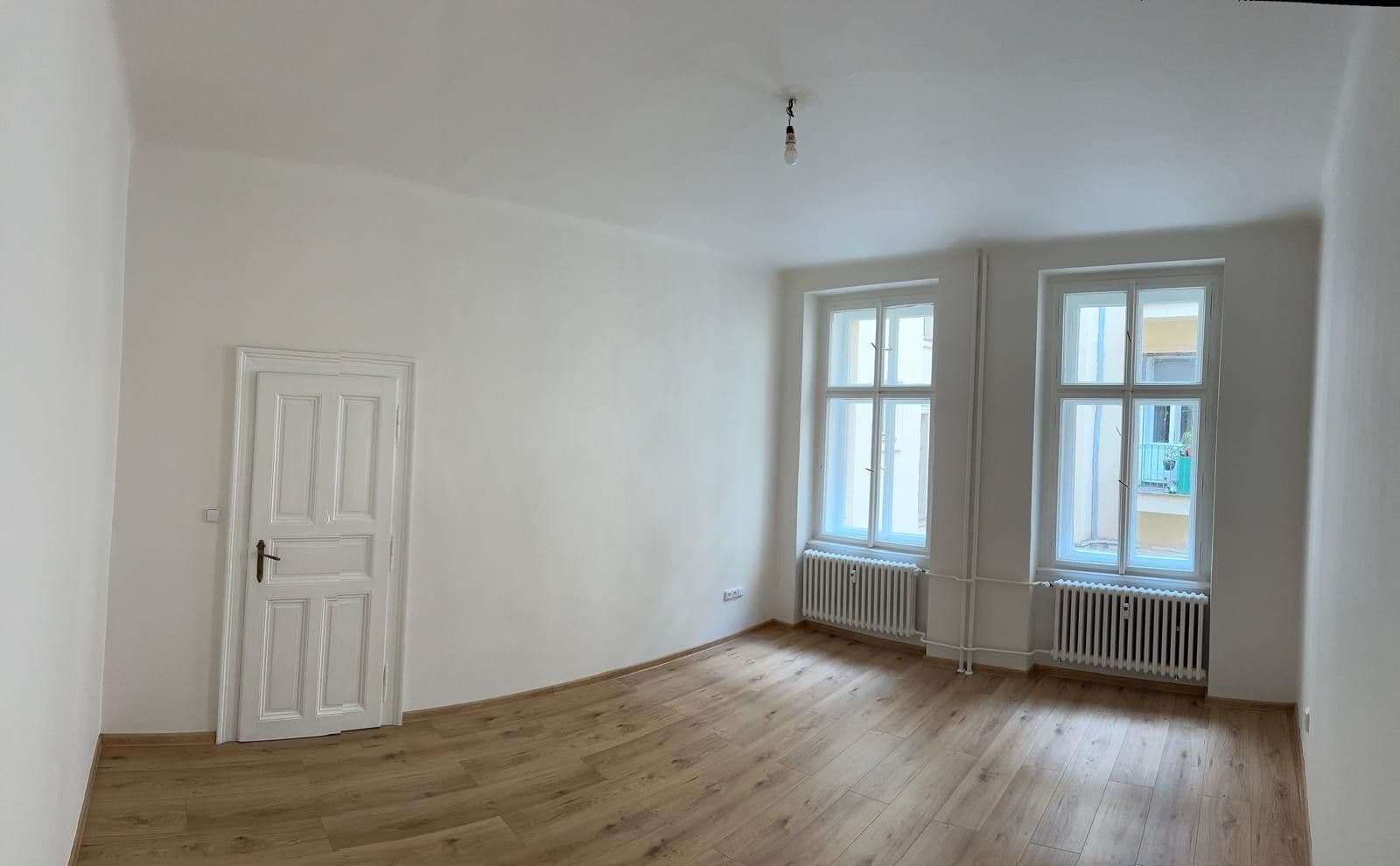 2 bedroom with open-plan kitchen flat to rent, 72 m², Soukenická, Prague, Prague 2 bedroom with open-plan kitchen flat to rent, 72 m², Soukenická, Prague, Prague