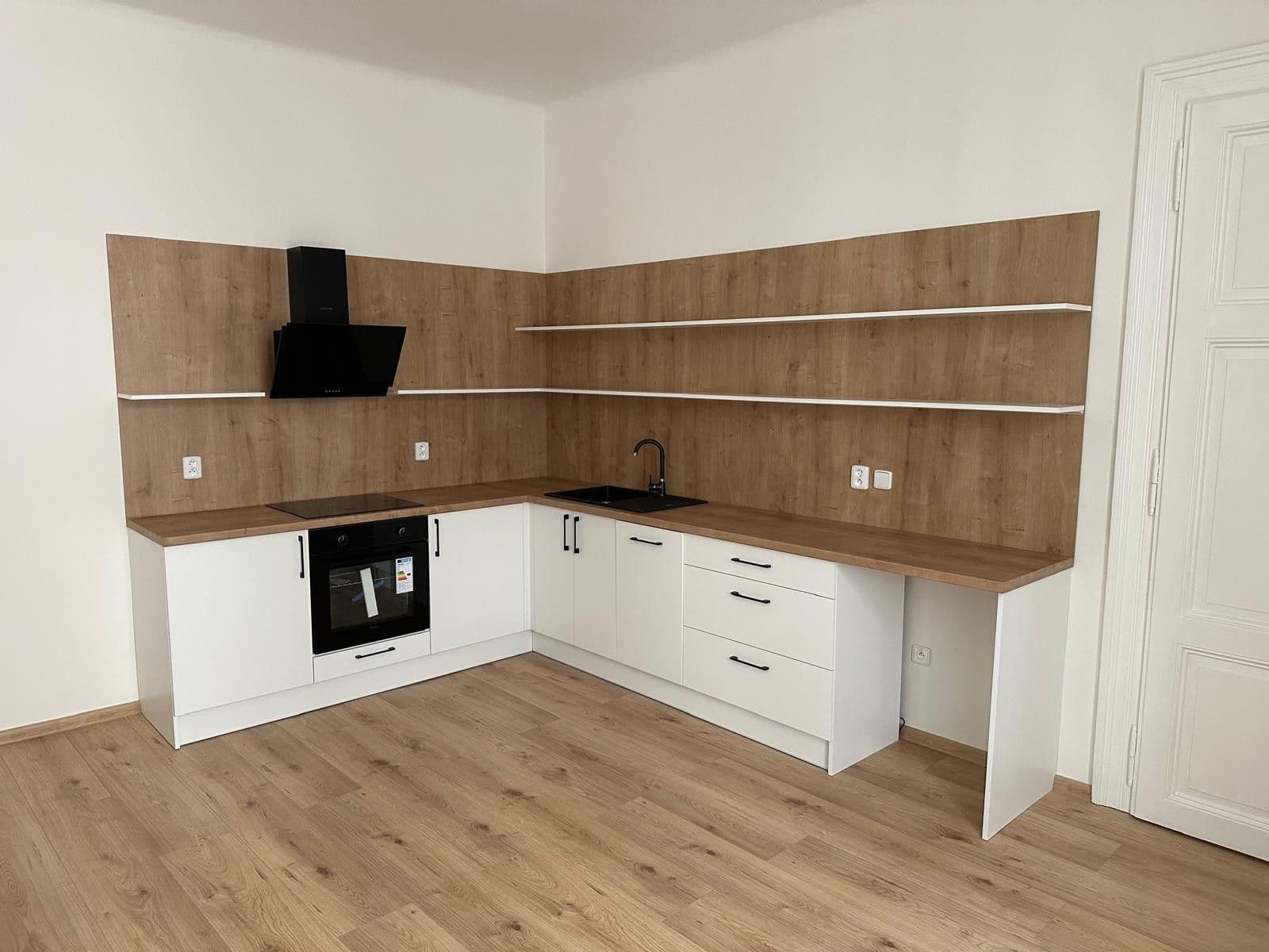 2 bedroom with open-plan kitchen flat to rent, 72 m², Soukenická, Prague, Prague 2 bedroom with open-plan kitchen flat to rent, 72 m², Soukenická, Prague, Prague