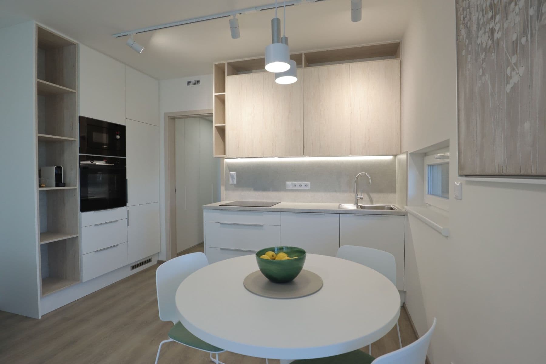 2 bedroom with open-plan kitchen flat to rent, 72 m², Výstavní, Prague, Prague 2 bedroom with open-plan kitchen flat to rent, 72 m², Výstavní, Prague, Prague