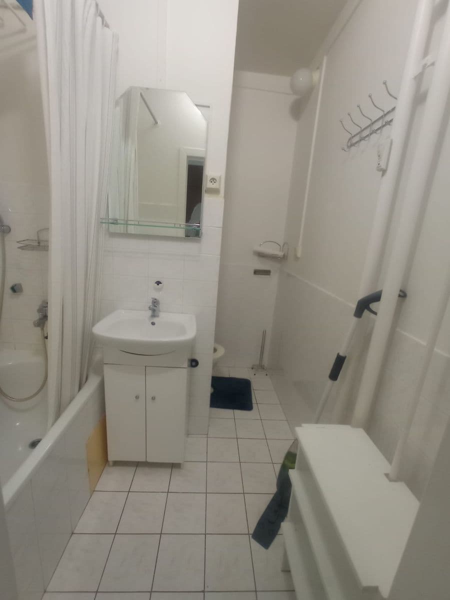 2 bedroom flat to rent, 48 m², Dr. Šavrdy, Ostrava, Moravskoslezský Region 2 bedroom flat to rent, 48 m², Dr. Šavrdy, Ostrava, Moravskoslezský Region