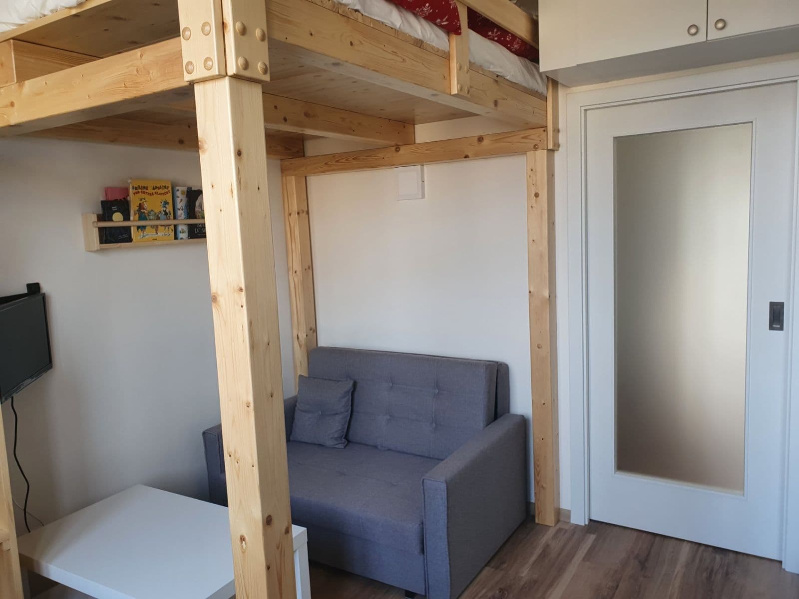 Studio flat to rent, 21 m², náměstí Dr. Václava Holého, Prague, Prague Studio flat to rent, 21 m², náměstí Dr. Václava Holého, Prague, Prague