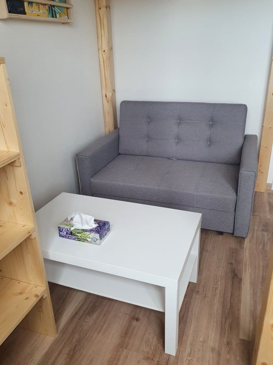 Studio flat to rent, 21 m², náměstí Dr. Václava Holého, Prague, Prague Studio flat to rent, 21 m², náměstí Dr. Václava Holého, Prague, Prague