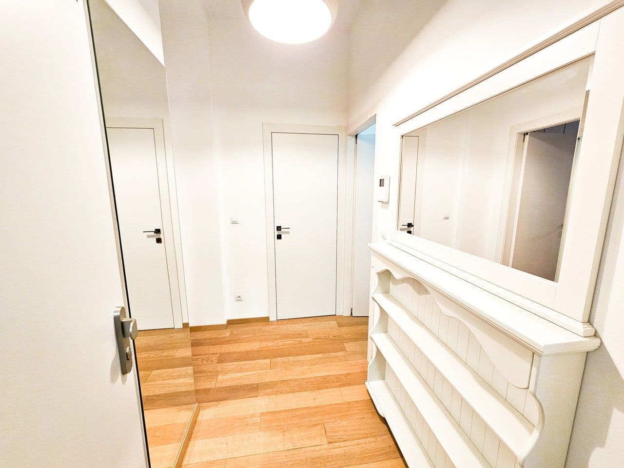 1 bedroom with open-plan kitchen flat to rent, 54 m², Krásova, Prague, Prague 1 bedroom with open-plan kitchen flat to rent, 54 m², Krásova, Prague, Prague