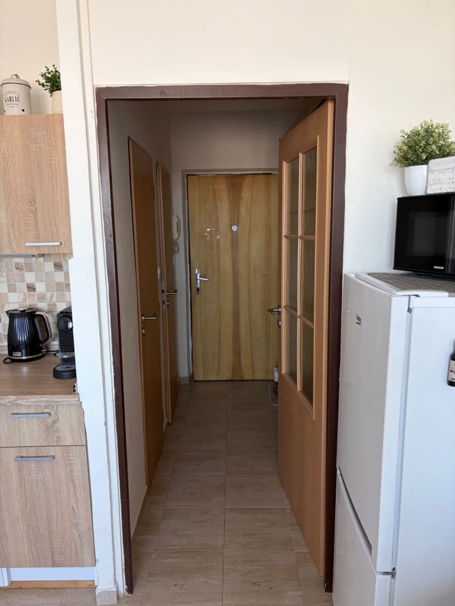 Studio flat to rent, 25 m², Jahodová, Prague, Prague Studio flat to rent, 25 m², Jahodová, Prague, Prague