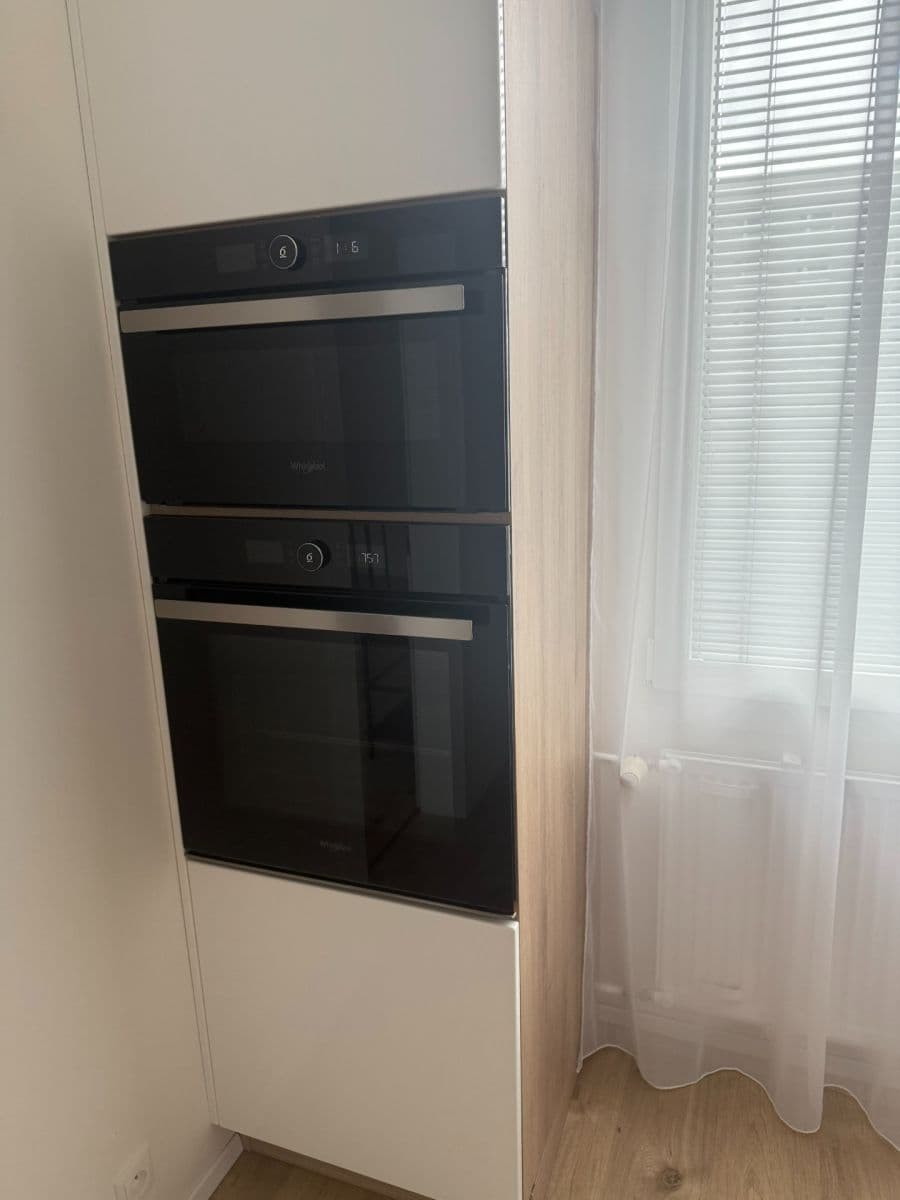 4 bedroom flat to rent, 84 m², Bzenecká, Plzeň, Plzeňský Region 4 bedroom flat to rent, 84 m², Bzenecká, Plzeň, Plzeňský Region