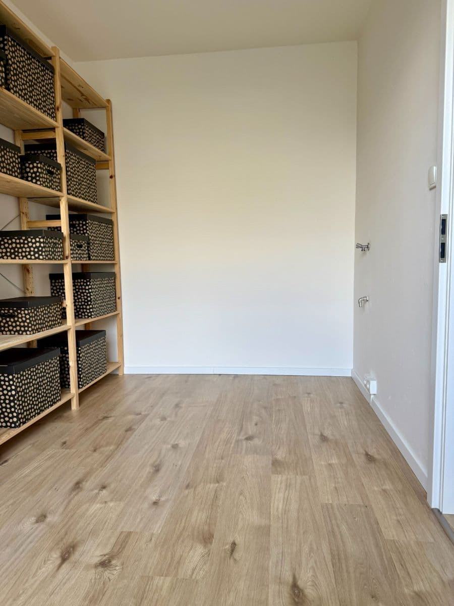 4 bedroom flat to rent, 84 m², Bzenecká, Plzeň, Plzeňský Region 4 bedroom flat to rent, 84 m², Bzenecká, Plzeň, Plzeňský Region